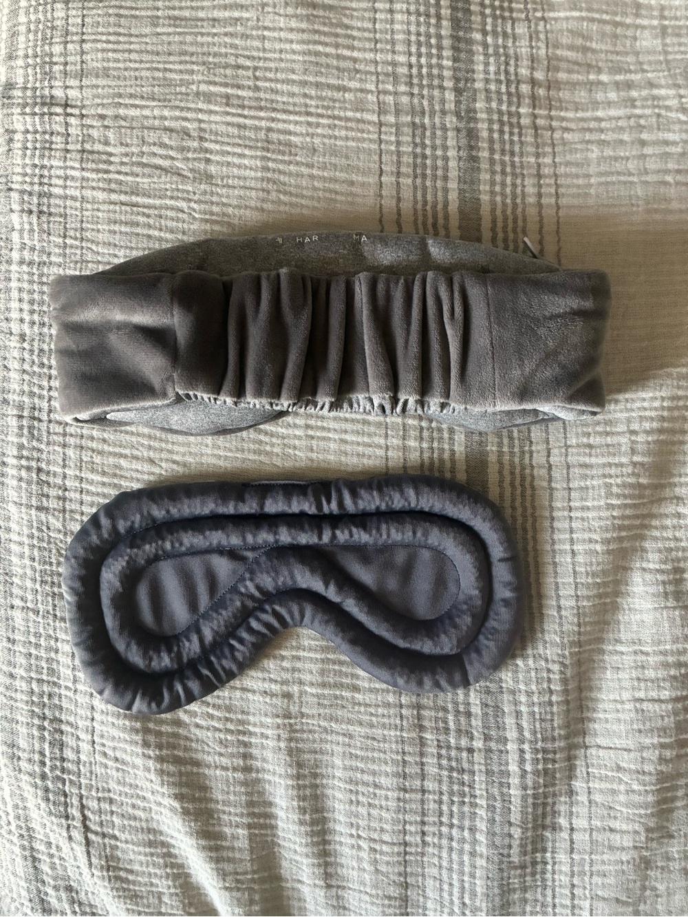 ✨Sharper Image Gray Hot + Cold Contoured Weighted Eye Mask - Picture 5 of 7